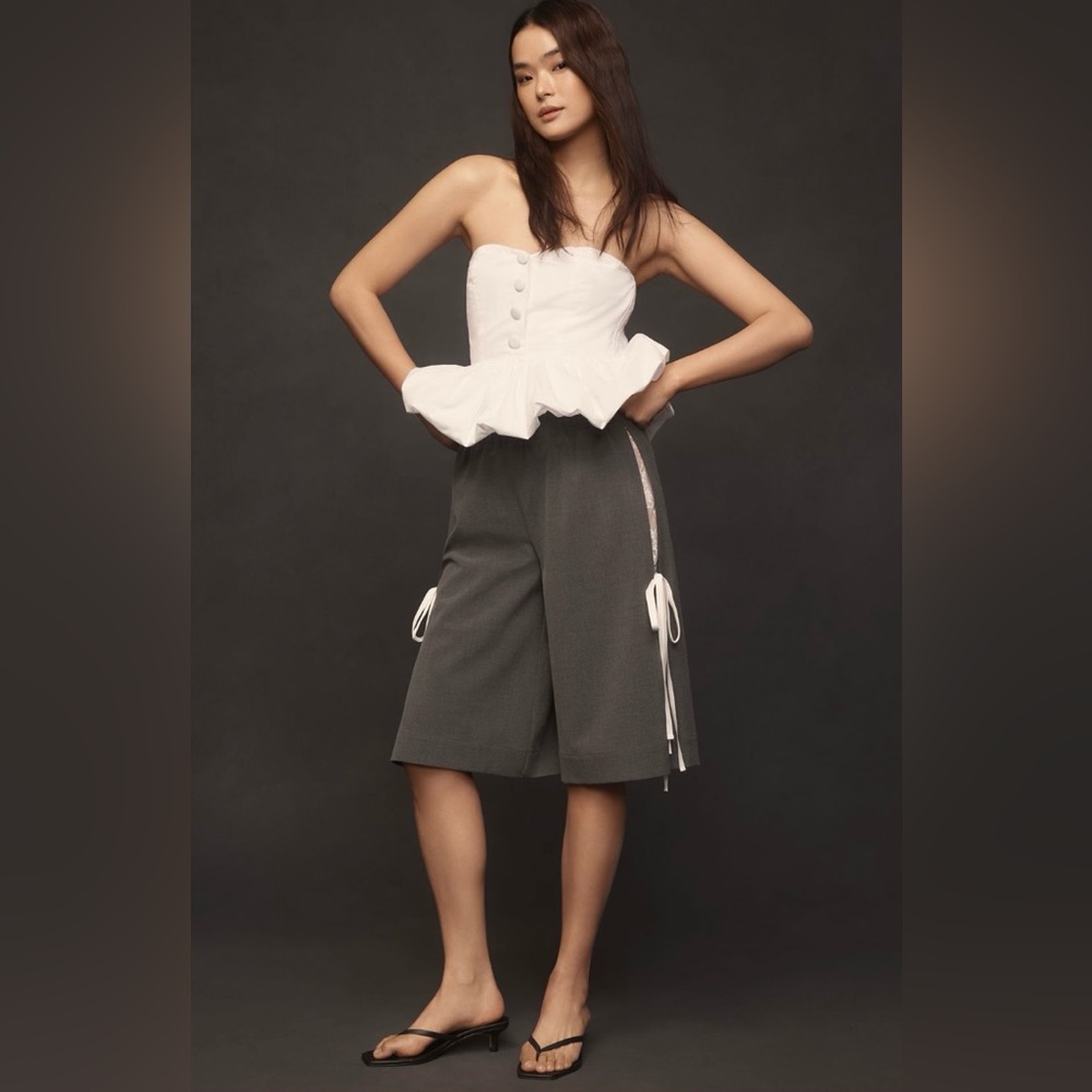 Find Me Now Leisu Lace-Panel Bermuda Shorts Anthropologie In: Cement Grey